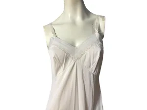 Vintage white full slip Snowdon 36 M